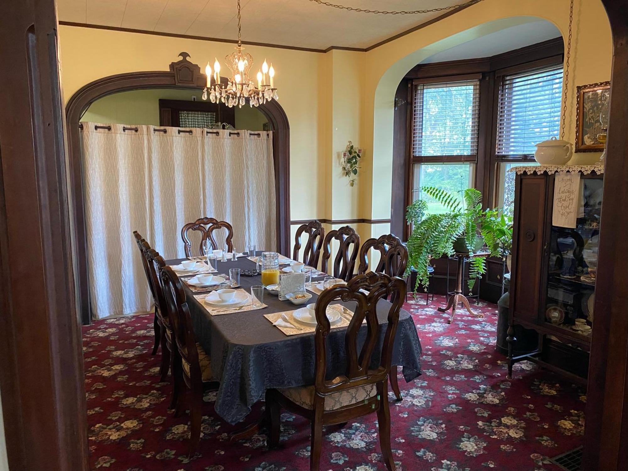 The Vine Bed & Breakfast, Llc ดันดี ภายนอก รูปภาพ